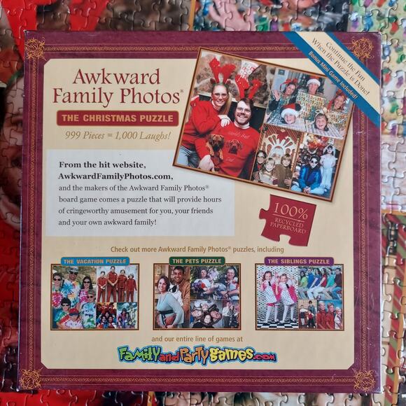 Awkward Family Photos Caption Game & 999 pcs Jigsaw Puzzle Set Christmas Holiday - Picture 8 of 8